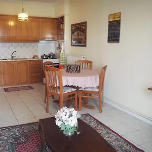  Apartament Sunny Near The Center Grecia