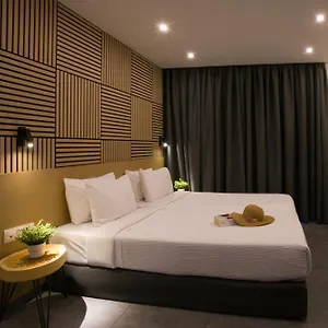 https://white-luxury.hotels-of-thessaloniki.com